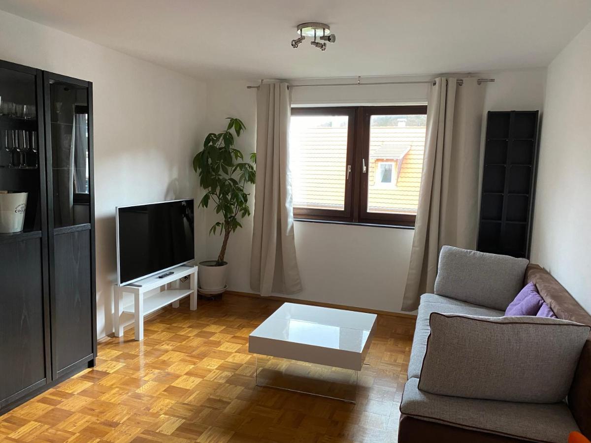 Ferienwohnung Am Marktplatz Weinheim Bagian luar foto